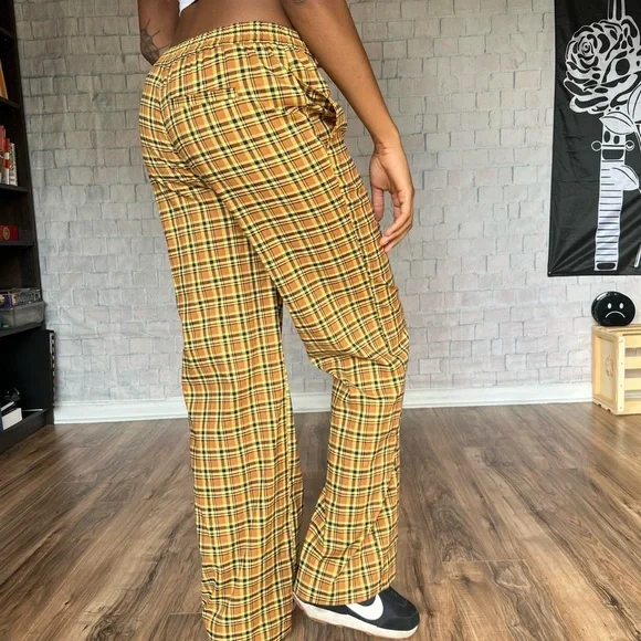 Urban Outfitters Plaid Trousers - Picture 7 of 8